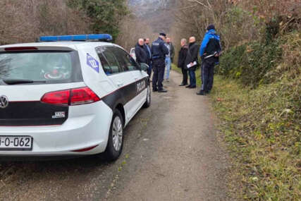 Uviđaj u Srebreniku - Policija i Tužilaštvo istražuju smrt dvije osobe u naselju Brda
