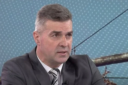 GUBITNIK DANA Senad Mujagić
