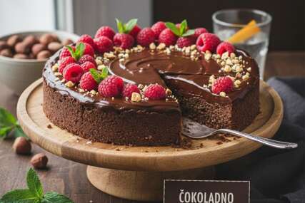ČOKOLADNO ČUDO BEZ BRAŠNA I ŠEĆERA Torta koju možete jesti i za doručak!