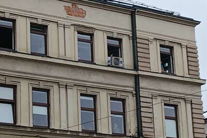 Zdravstveni radnici iz Vrazove pozdravili su učenike i studente FOTO, VIDEO