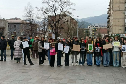 Protest "Mladi Zenice za mlade Sarajeva" okupio  Zeničane