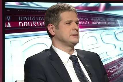 POBJEDNIK DANA Amer Veiz