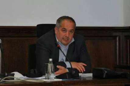 GUBITNIK DANA Ćazim Hasanspahić