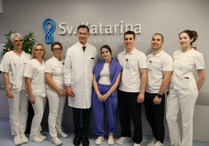 FOTO: ELLA S TIMOM SPECIJALNE BOLNICE SV. KATARINA