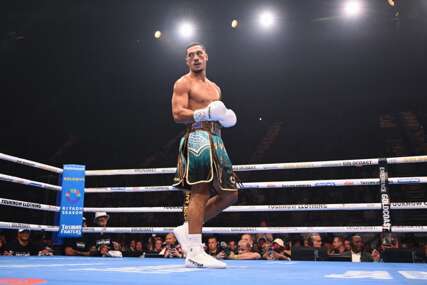 Osvojio UFC titulu, pa odmah ostao bez nje, jedan čovjek kriv je za sve