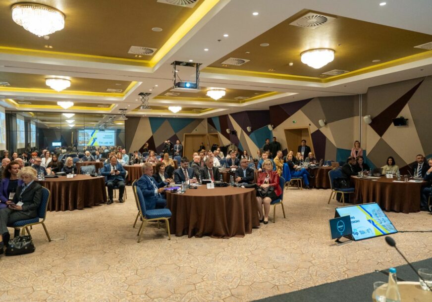FOTO: USTUPLJENA FOTOGRAFIJA