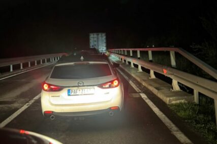 Kolona na granici duga 6 kilometara: Robert Dacešin ogorčen čekanjima