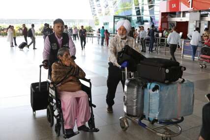 U utorak ujutro na aerodromu u Delhiju otkazano 80 međunarodnih letova