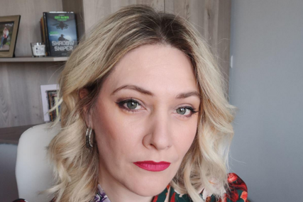 Bh. influenserka Aida Kamber oglasila se ponovo: "Stavit ću zastavu BiH, da crknu…"