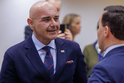 Ružić: Nećemo dozvoliti da se od javnog novca kocka, pije alkohol i kupuju duhanski proizvodi
