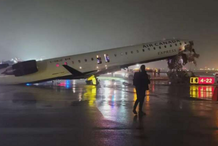 Avion Air Canada sudario se s vozilom na pisti aerodroma LaGuardia