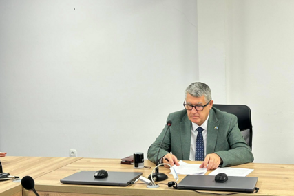 Općina Velika Kladuša kupuje auto vrijedno oko 100.000 maraka usko preciziranih specifikacija