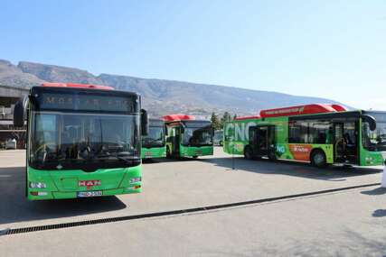 Mostar bus u promet pustio četiri autobusa na plin (VIDEO)