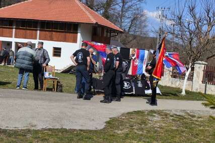 Četnici i novo veličanje ratnih zločinaca u Višegradu