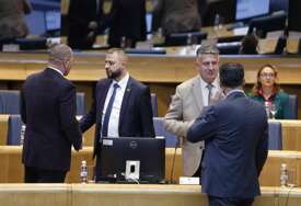 Bh. parlamentarci produžili odmor, odmara i evropski put