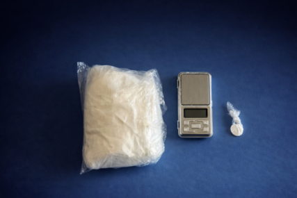 Policija kod 28-godišnjaka iz BiH pronašla gotovo kilogram droge amfetamin