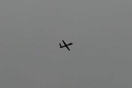 Dron prešao iz ruskog zračnog prostora i pogodio dimnjak estonske elektrane