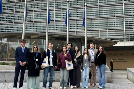 Gimnazija Mostar jedina iz BiH na velikom skupu u Briselu: Njihov tim među tri najbolja