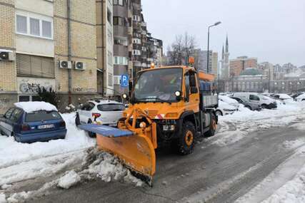 Općina Novi Grad nabavila dva specijalizirana vozila za zimsko održavanje ulica
