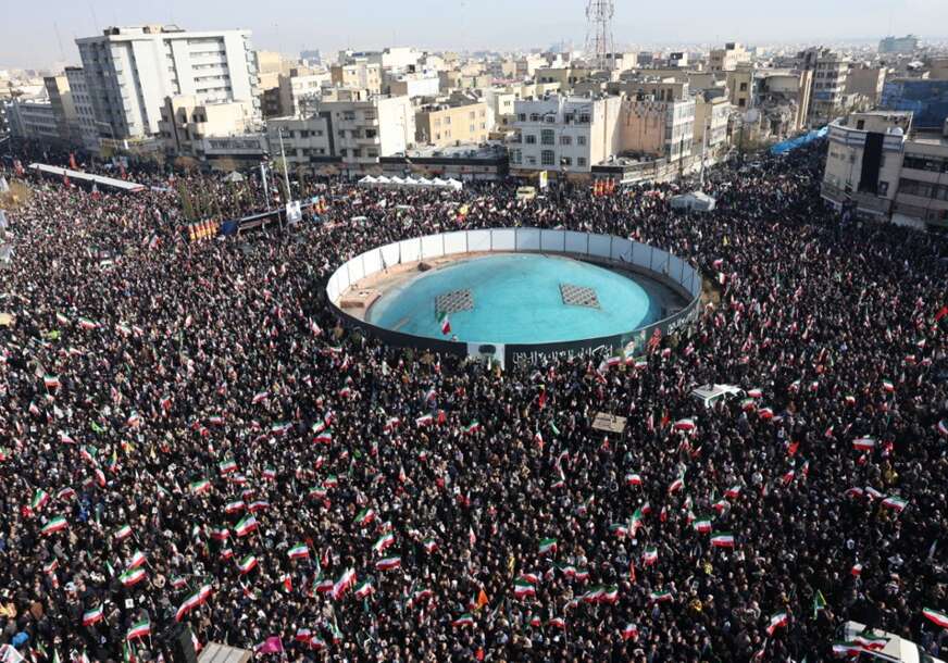 FOTO: EPA/ABEDIN TAHERKENAREH
