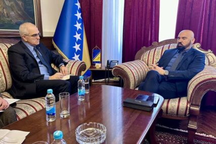 Sastanak Isaka i Holtzapplea: Nastavak obuka policije i jačanje sigurnosti u FBiH