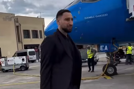 "Azzurri" sletjeli u Sarajevo, večeras će posjetiti stadion (VIDEO)