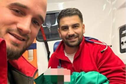 Heroji iz Bijelog Polja: Porodili ženu u kući u 4 ujutru, dječaku se žurilo