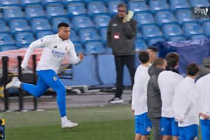 As: Mbappe je zakasnio na trening u Manchesteru. Arbeloina reakcija je viralna