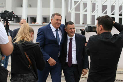 “Licemjer i folirant" Dodik žestoko napao Đajića
