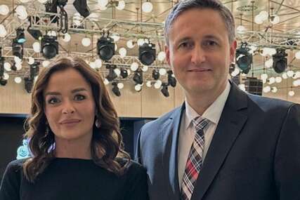 Supruga Denisa Bećirovića boravi u SAD-u na lični poziv Melanije Trump