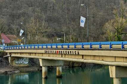 Bihać - Mještani Kostela uredili most i prilaz rijeci Uni