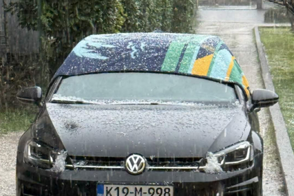 (VIDEO) Mostar na udaru najavljivane oluje