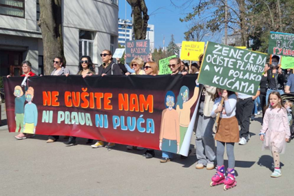 Osmomartovski marš u Banjoj Luci - Pravo na čist vazduh nije privilegija
