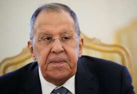 Lavrov: Primite Ukrajinu pa gledajte kako se EU raspada