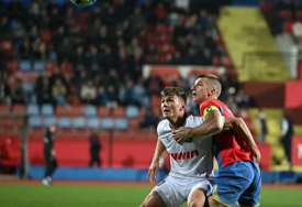 Široki ponovo nije pružio ozbiljan otpor Borcu