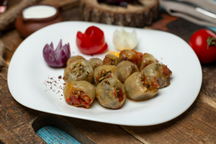 Tradicionalno bosansko jelo: Sogan-dolma recept