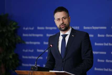 Amidžić: Obezbijeđeno 800.000 KM za tri čarter leta za evakuaciju državljana BiH sa Bliskog istoka