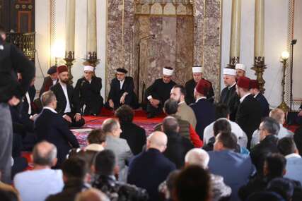 U Gazi Husrev-begovoj džamiji obilježena Lejletul-kadr, noć vrijednija od hiljadu mjeseci