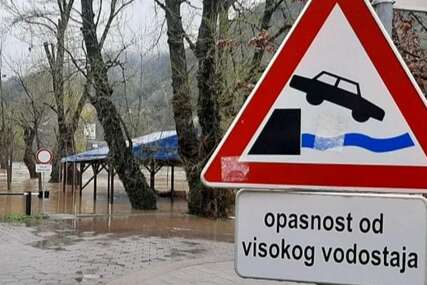 Rast vodostaja u Sanskom Mostu: Građanima upućen apel na oprez
