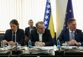 Vlada FBiH: Skoro 15 miliona KM subvencija javnim poduzećima iz oblasti prometa i komunikacija