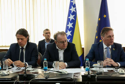 Vlada FBiH: Skoro 15 miliona KM subvencija javnim poduzećima iz oblasti prometa i komunikacija