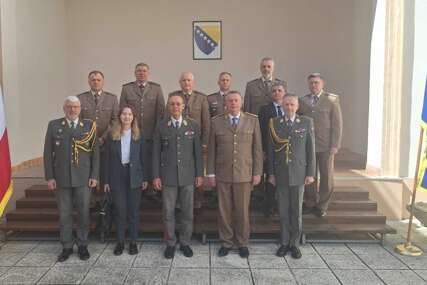 Jačanje vojne saradnje: Delegacija Oružanih snaga Austrije u posjeti OS BiH
