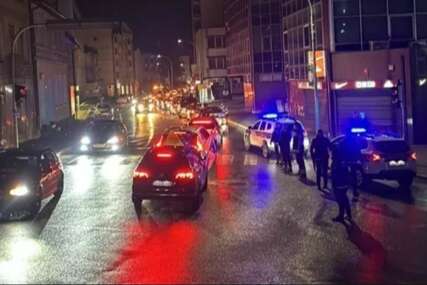 Drama u Kiseljaku: Muškarac pokušao oteti ruksak ženi u zgradi, policija ga uhvatila