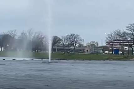 (VIDEO) Udari vjetra i do 40 km/h: Trebinje zahvatila JAKA BURA, izdat narandžasti meteoalarm