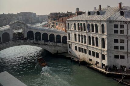 Venecijanski bijenale isključuje Rusiju i Izrael iz takmičenja za nagrade Zlatni i Srebrni lav