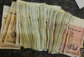 Za više od 95.000 korisnika u FBiH u ponedjeljak će biti uplaćeno po 195 maraka