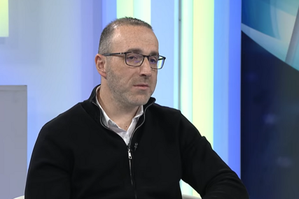 GUBITNIK DANA Adnan Šerak