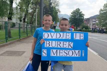 Natpisi djece iz Jablanice zasjenili biciklističku utrku: "Brže ode janje"