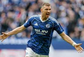 VELIKI PREOKRET Budućnost Edina Džeke u Schalkeu iznenada pod velikim znakom pitanja