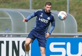 Bild kritikovao Džeku i Schalke: "On je sjajan u kombinatorici i izvanredan u kaznenom prostoru. Ali..."